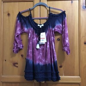 WilliamRast Bohemian top. Marsala, white, blue.